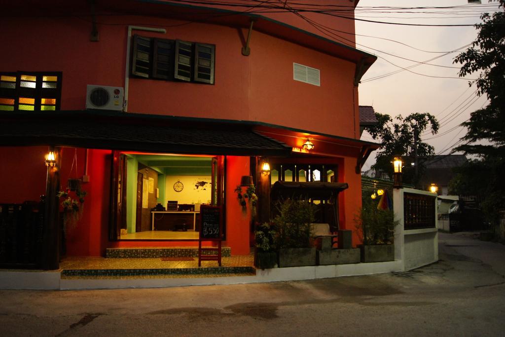 The Corner Inn Chiang Mai Buitenkant foto