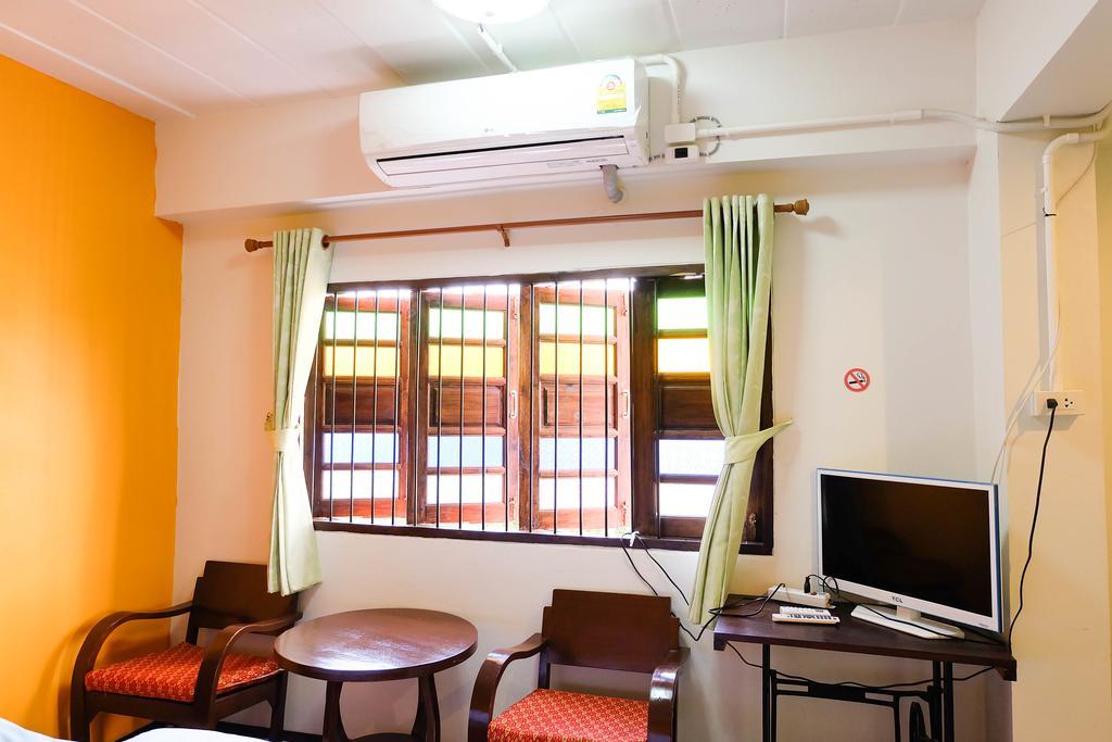 The Corner Inn Chiang Mai Buitenkant foto