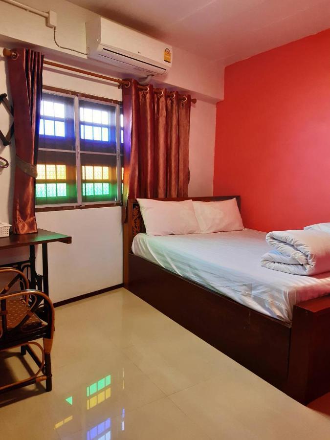 The Corner Inn Chiang Mai Buitenkant foto
