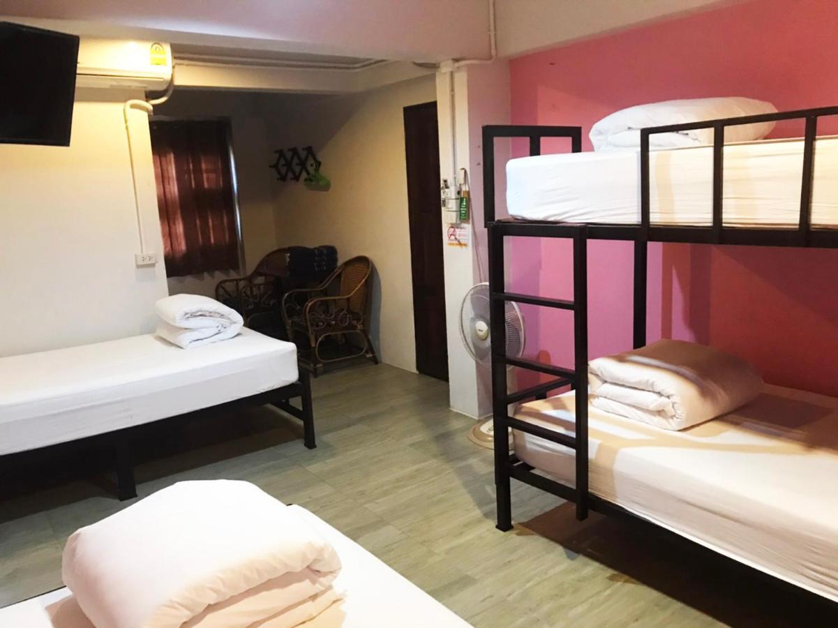 The Corner Inn Chiang Mai Buitenkant foto